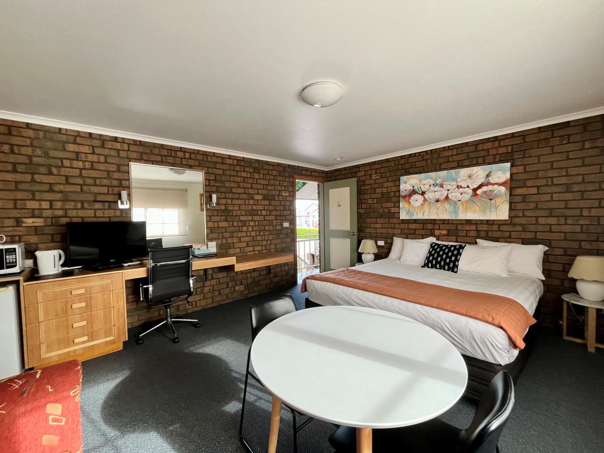 City Colonial Motor Inn มิลดูรา ภายนอก รูปภาพ